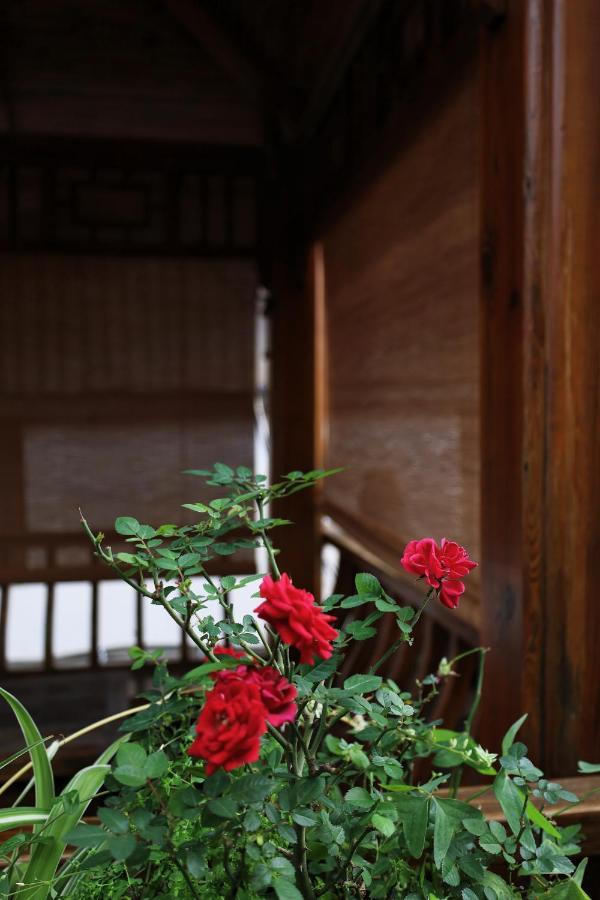 Xiluxiaoxie Saturday 3Nights Airport Free Transfer Apartment Lijiang  Bagian luar foto